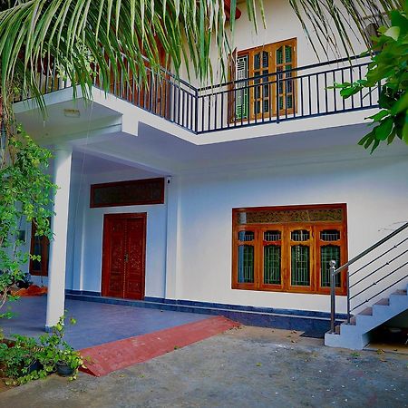 Columbus Villa 贾夫纳 外观 照片